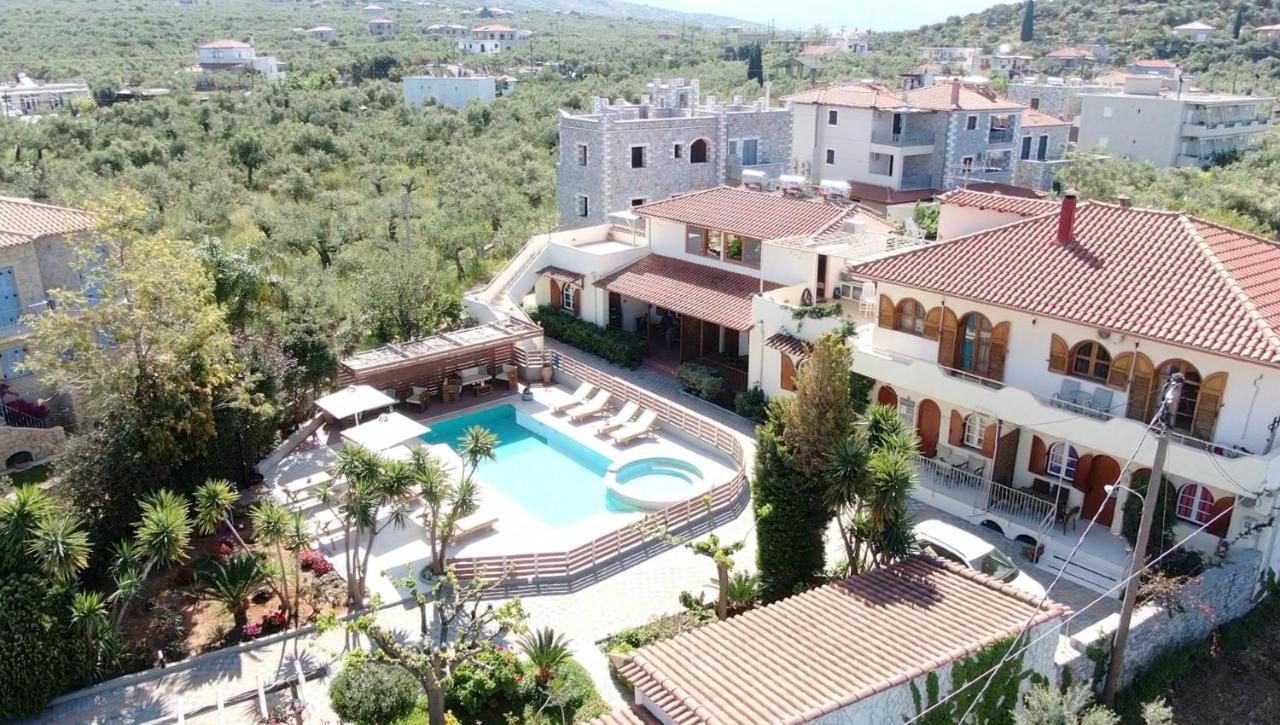 Athina Apartments Stoúpa Esterno foto