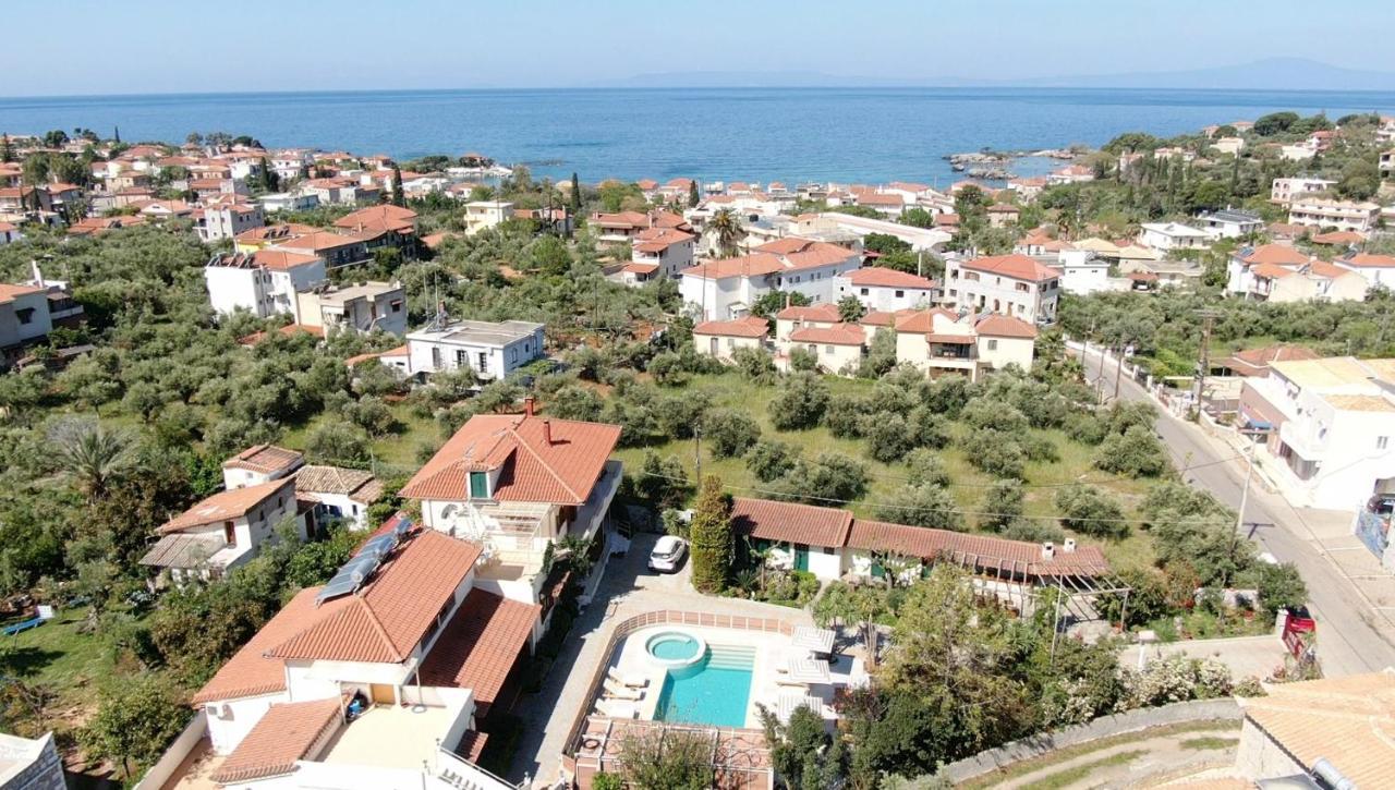 Athina Apartments Stoúpa Esterno foto