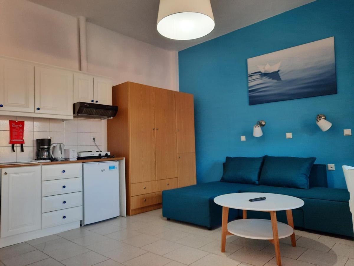 Athina Apartments Stoúpa Esterno foto